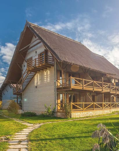 Zona Lebăda și Pelicanul
